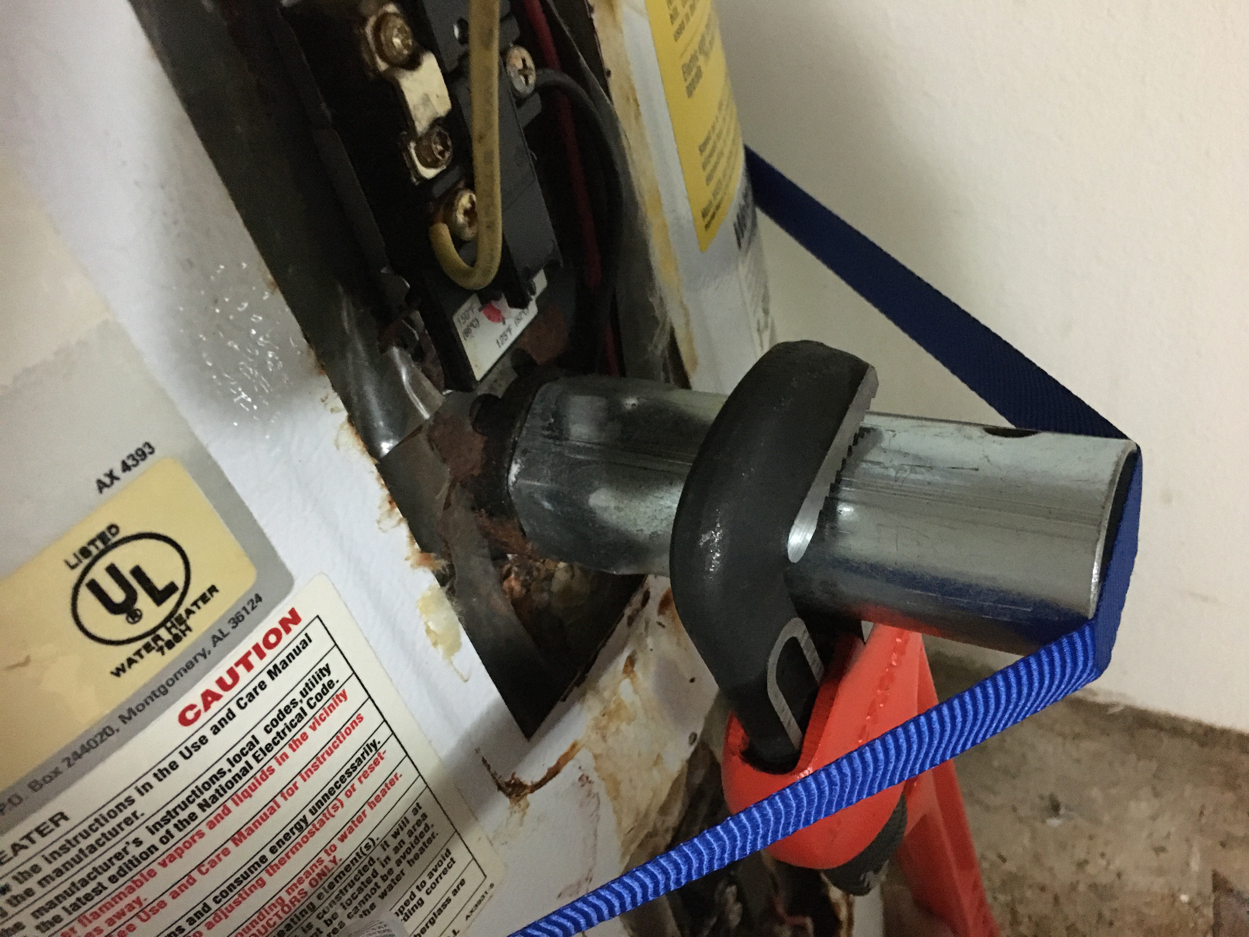 how to remove water heater element that is rusted
